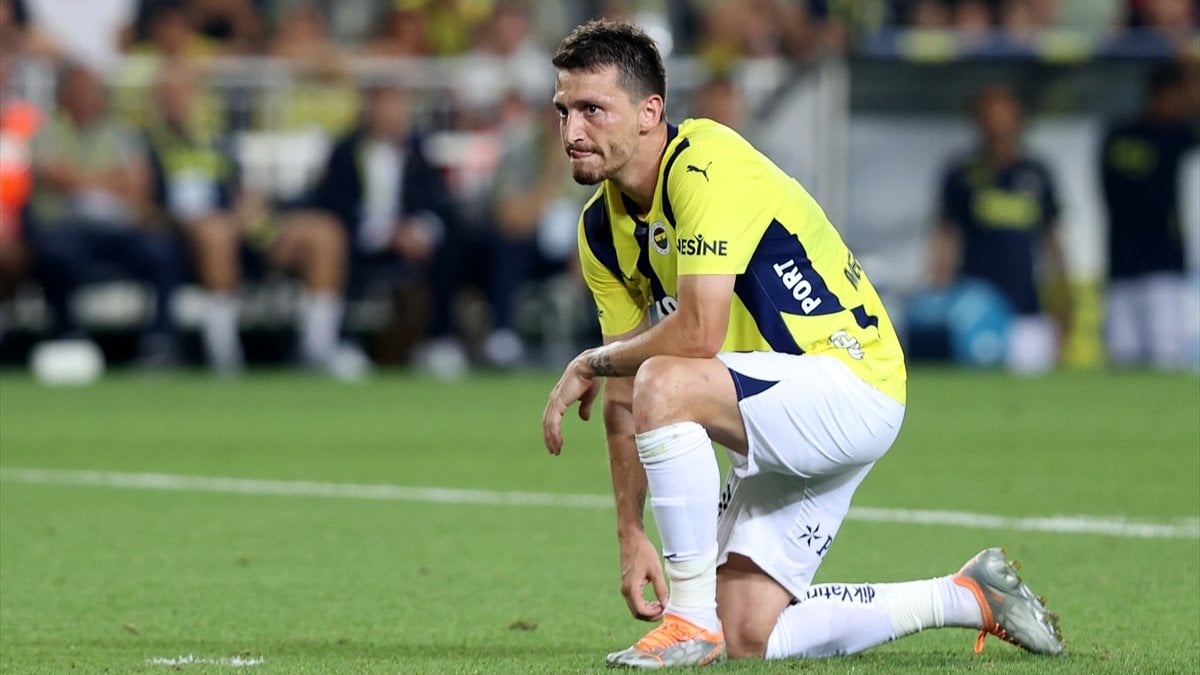 Mert Hakan Yandaş’tan Galatasaray’a olay gönderme