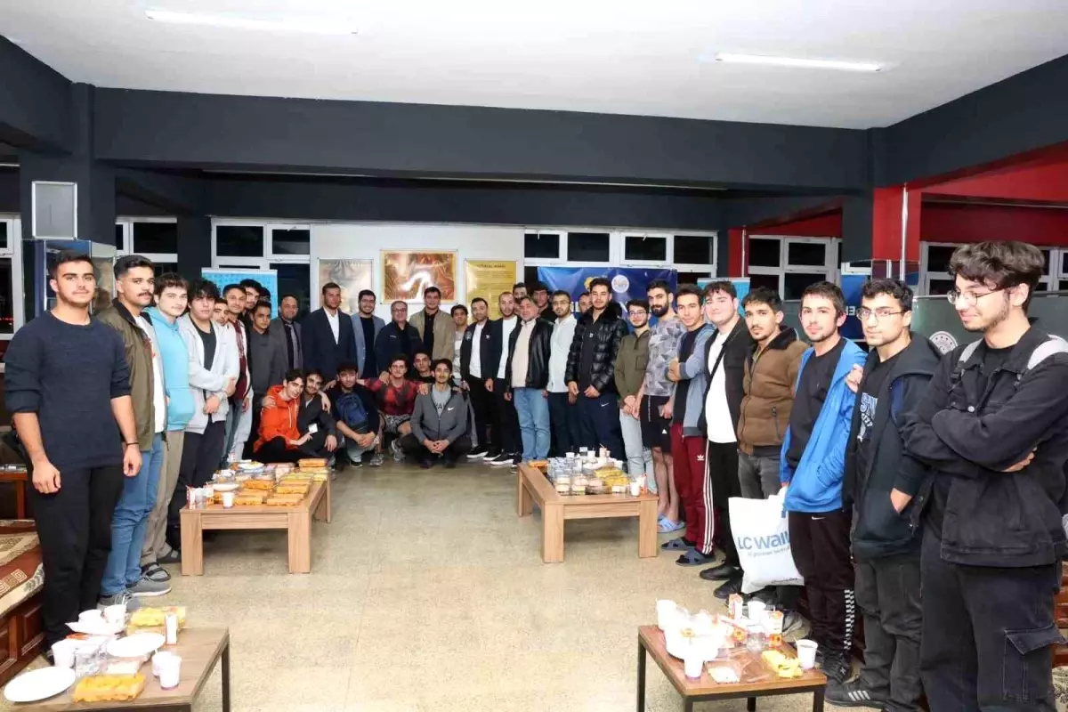 Başkan Özdoğan’dan Gençlere Destek Projeleri