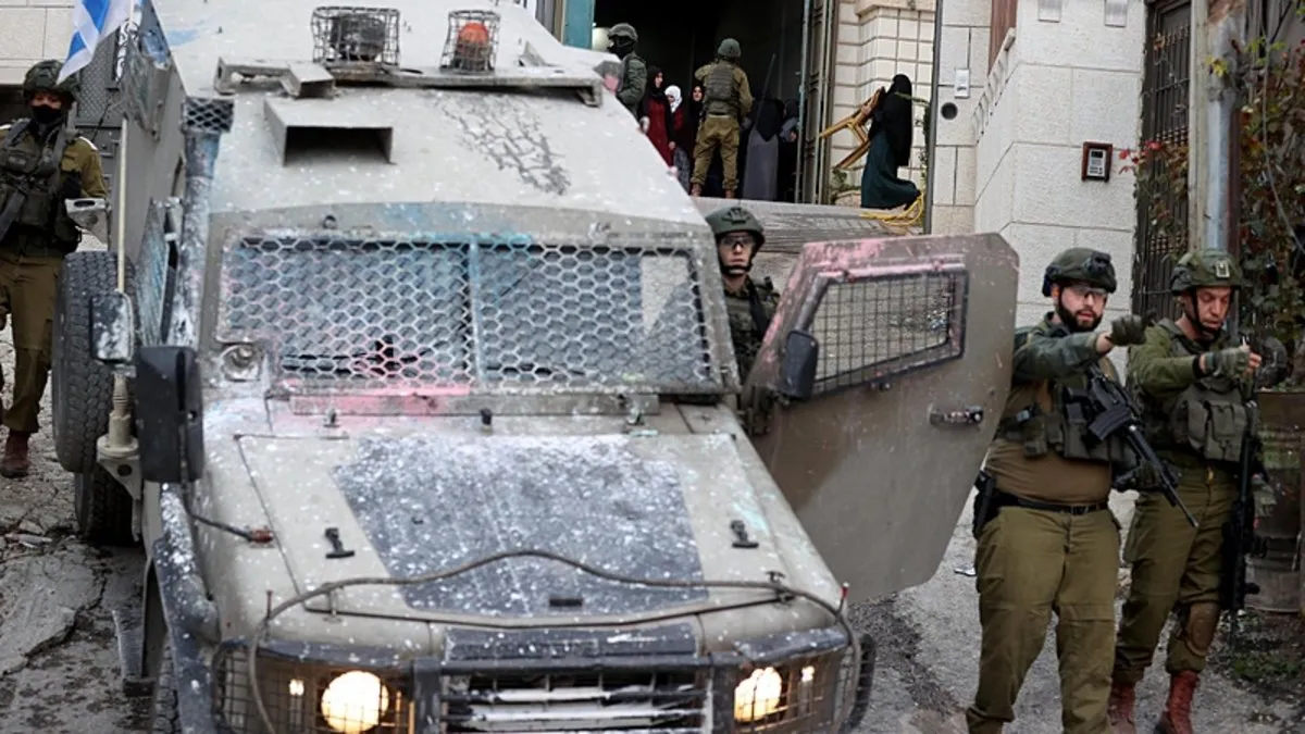 İşgalci İsrail güçleri Batı Şeria’da 16 Filistinliyi gözaltına aldı