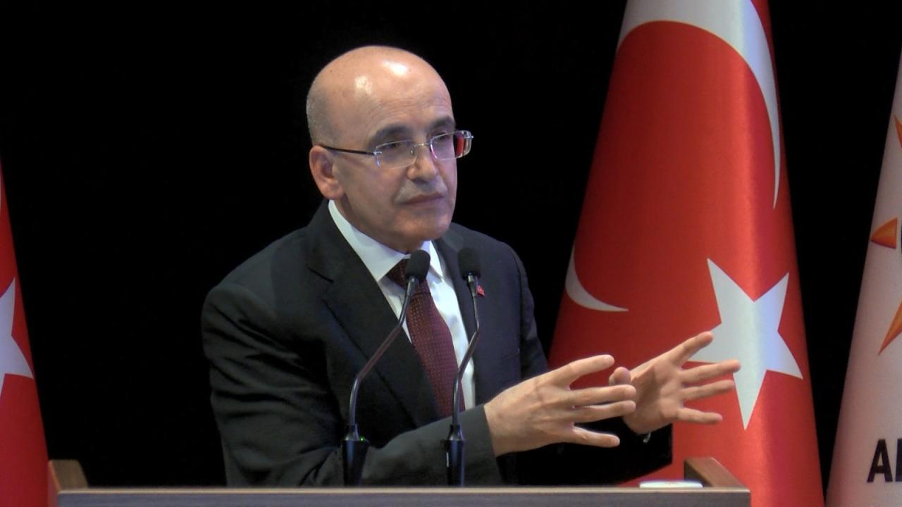 Bakan Şimşek: Büyüme hedefimize ulaşacağız