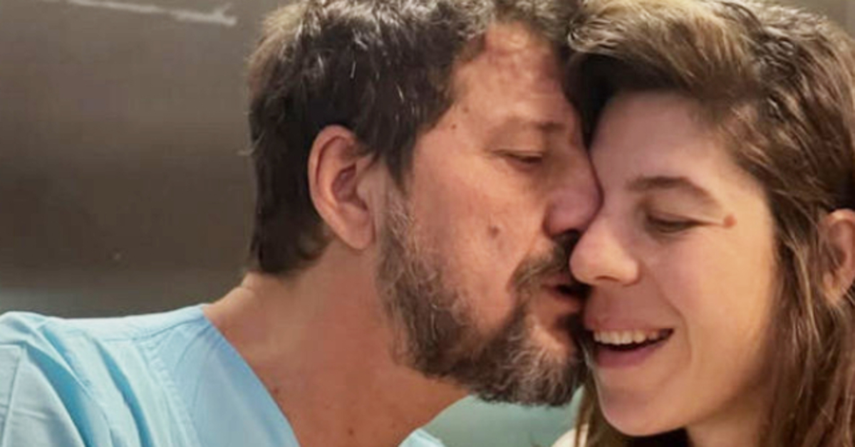 İlker Aksum, kızı Lila’nın doğumunun 1’inci ayını kutladı